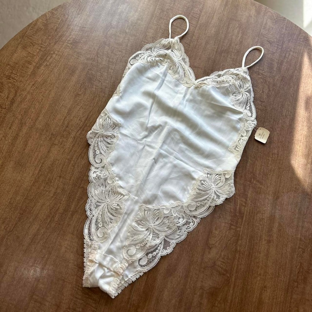 NWT RARE VTG 80's 90's Victoria Secret GOLD LABEL